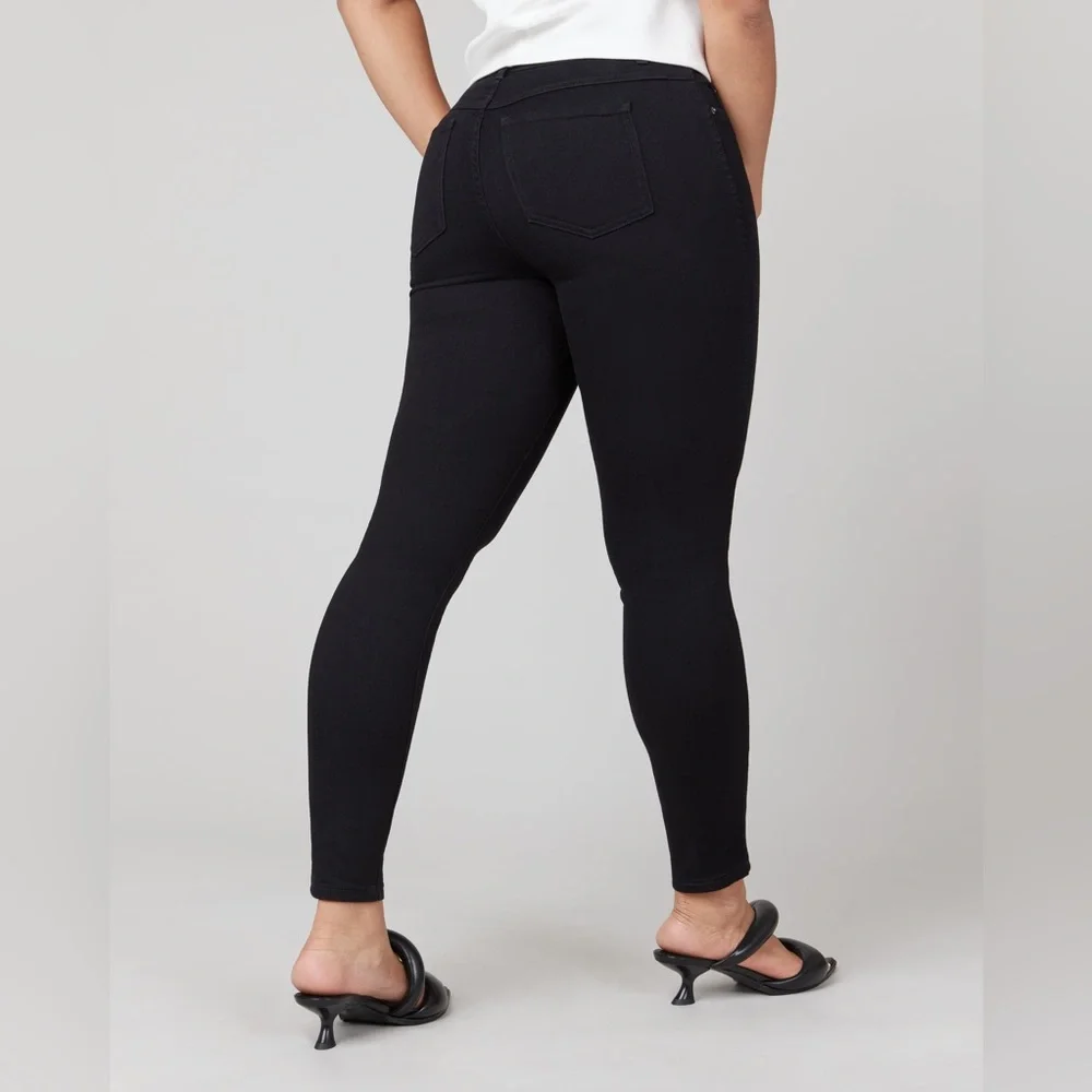 Spanx Black Skinny Jeans, Petite Size: M 🆕 with 🏷 - Picture 6 of 6